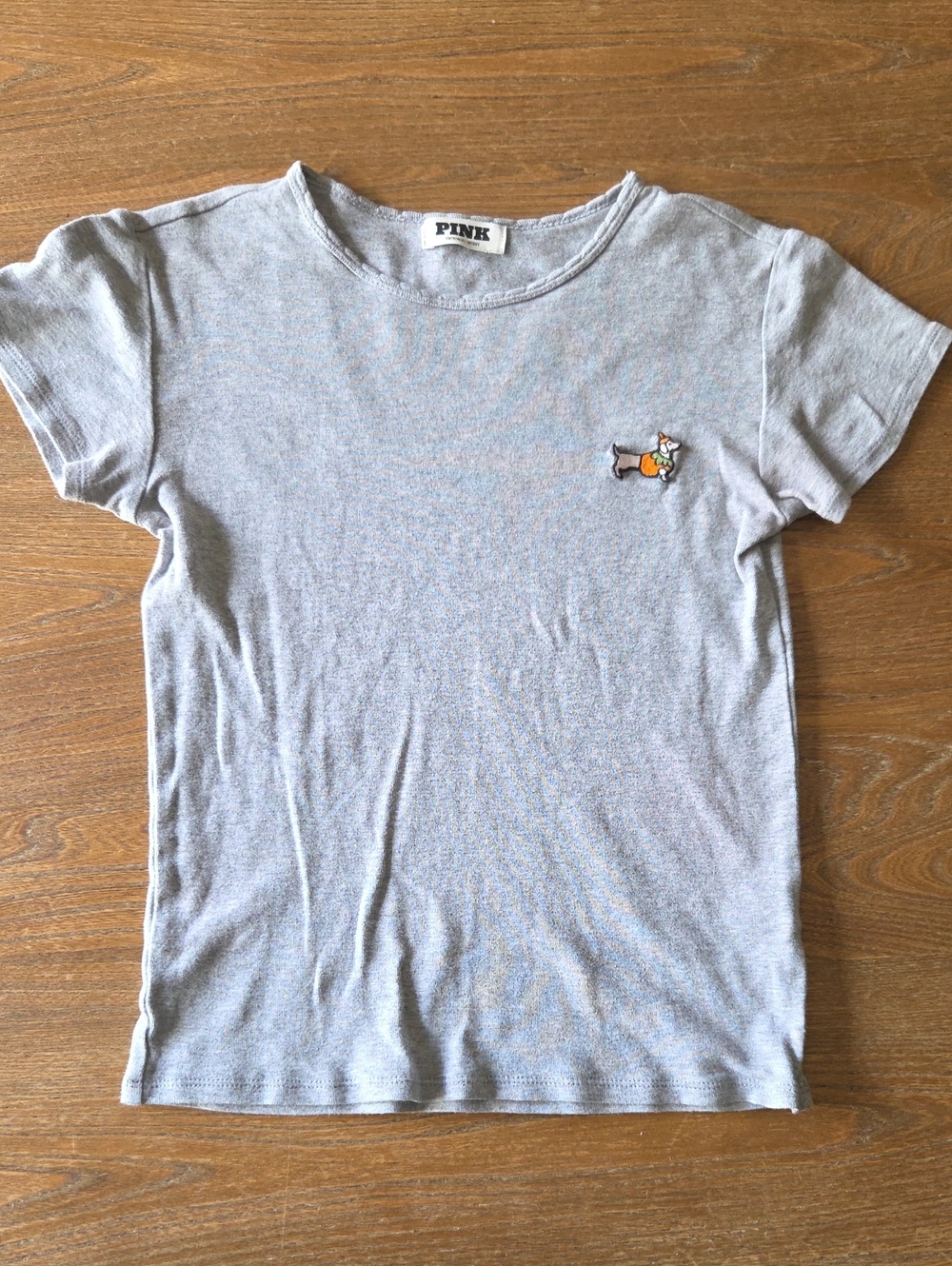 PINK Victoria's Secret Heather Gray Short Sleeve Tee with Dog Embroider